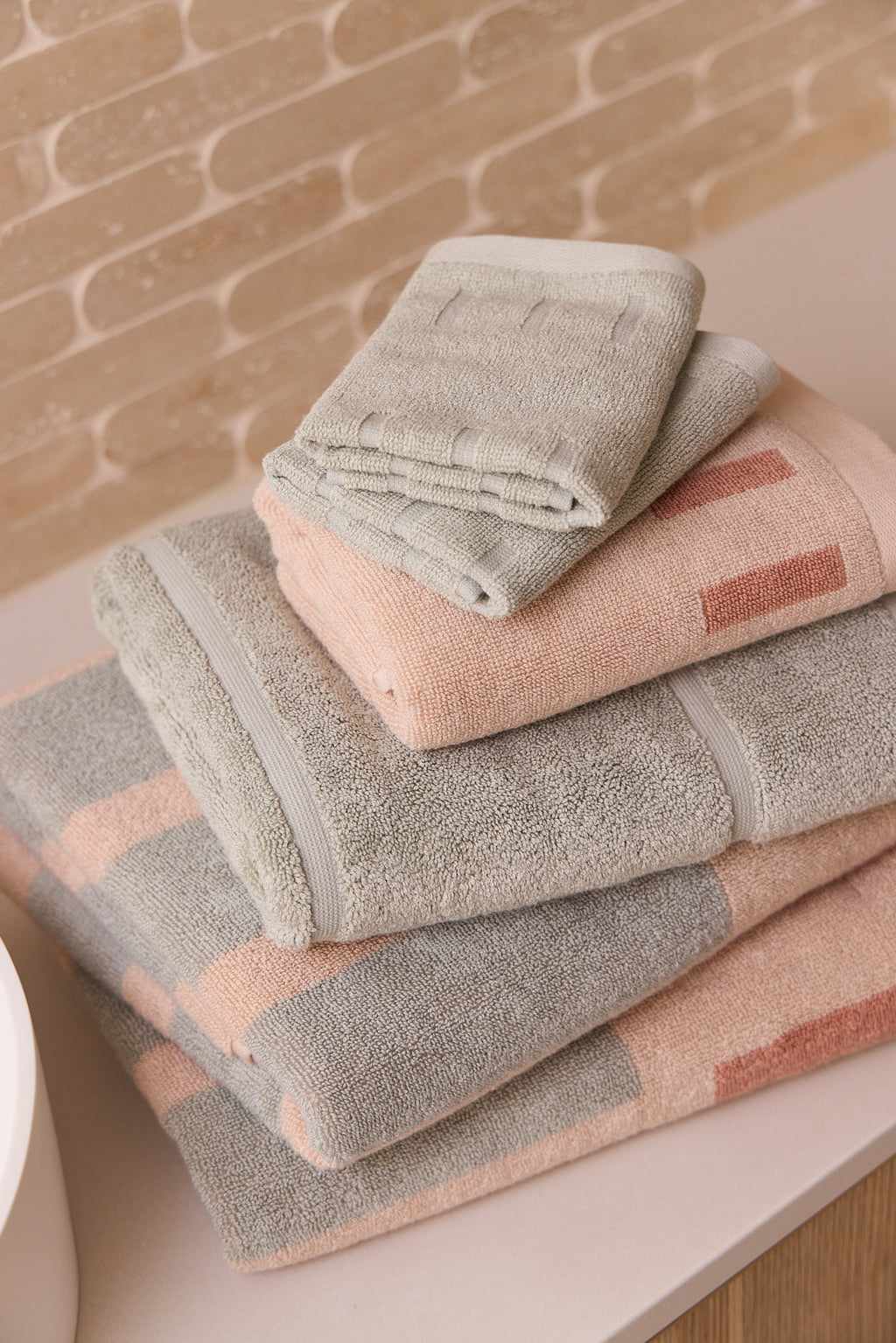 Roma Hand Towel Seafoam