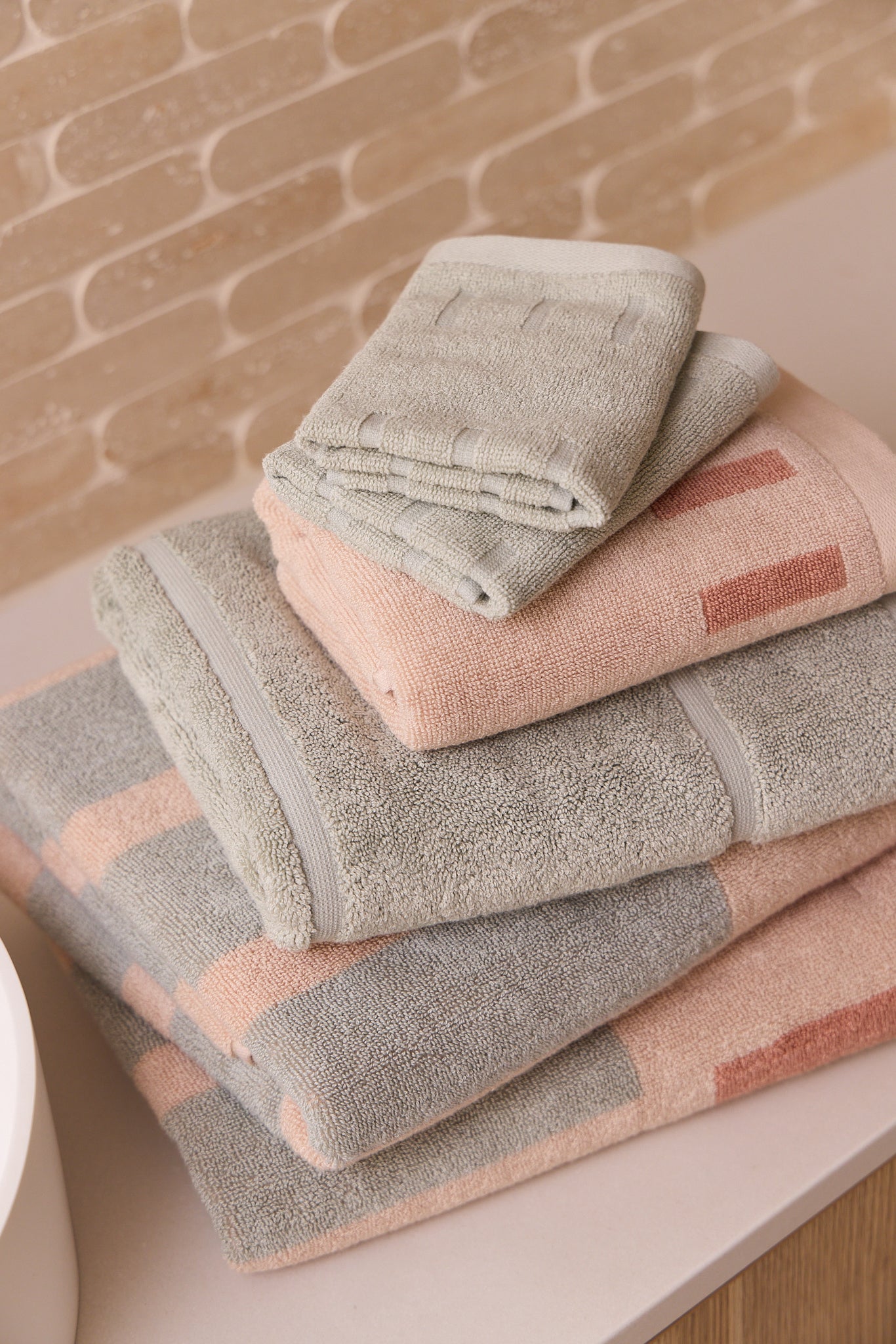 Roma Hand Towel Seafoam