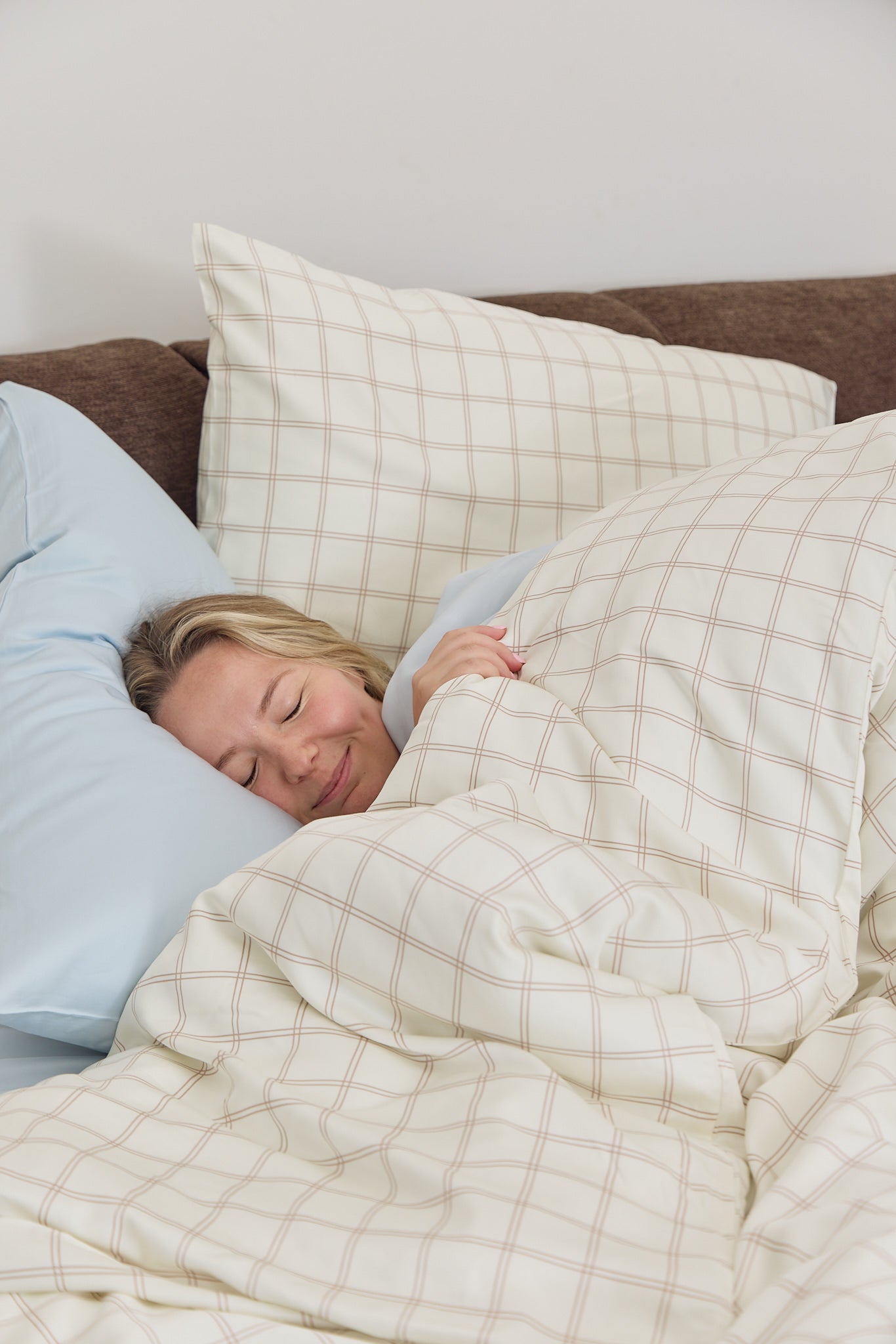 Latte Grid Bamboo Pillowslip