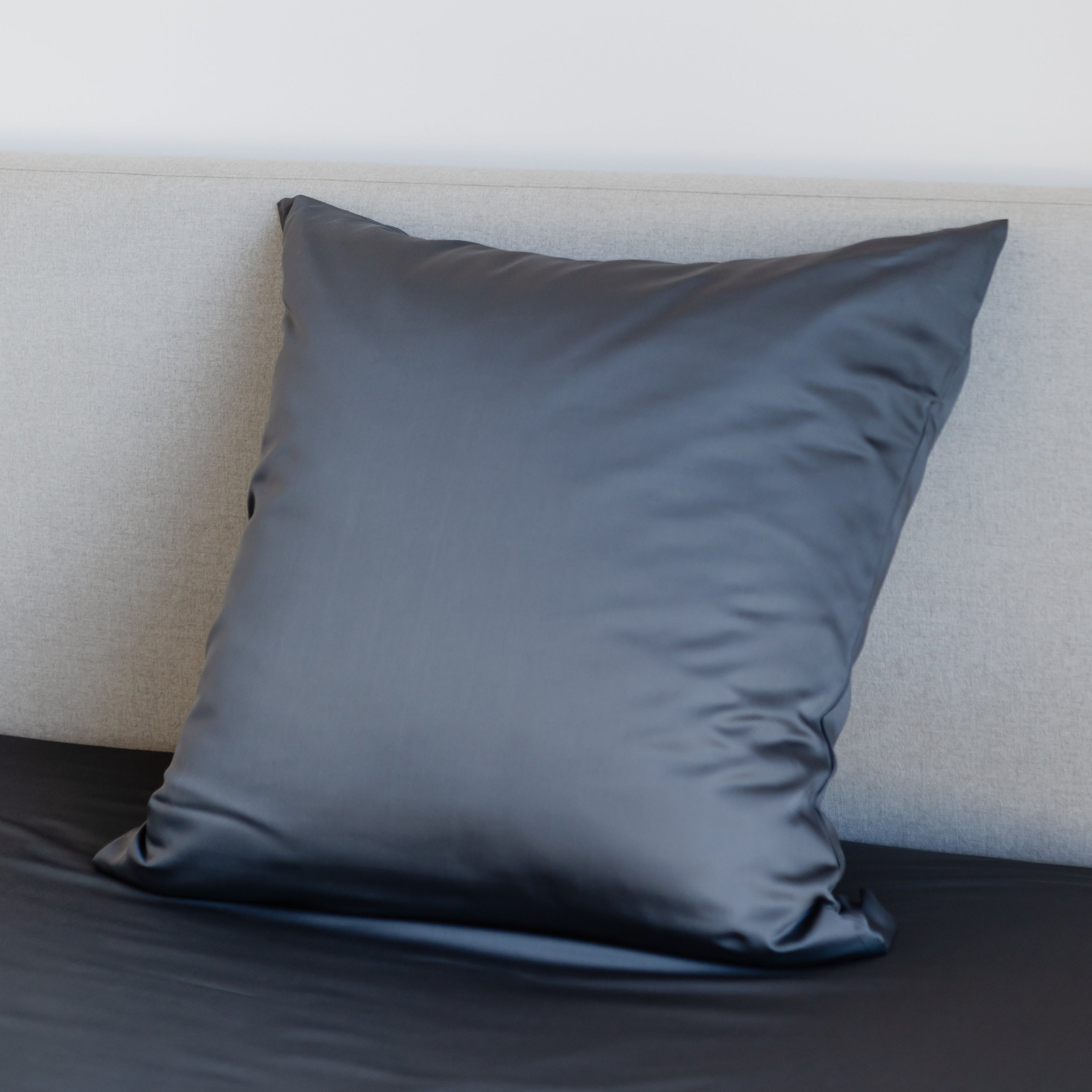 Midnight Bamboo Pillowslip